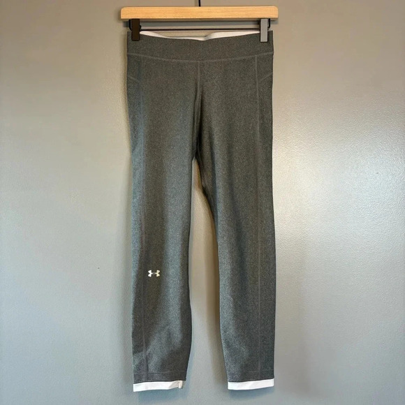 Under Armour Medium Heat Gear Compression Cropped Legging Gray - Picture 1 of 4
